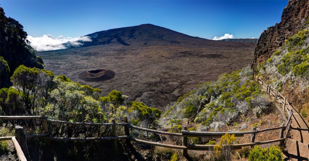 Pas de bellecombe piton de la fournaise famille